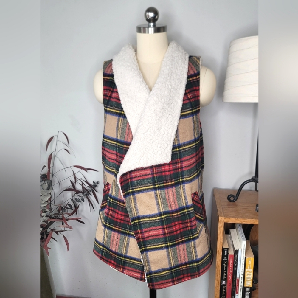 Maurices Plaid Sherpa-Lined Vest Size XS NWT
